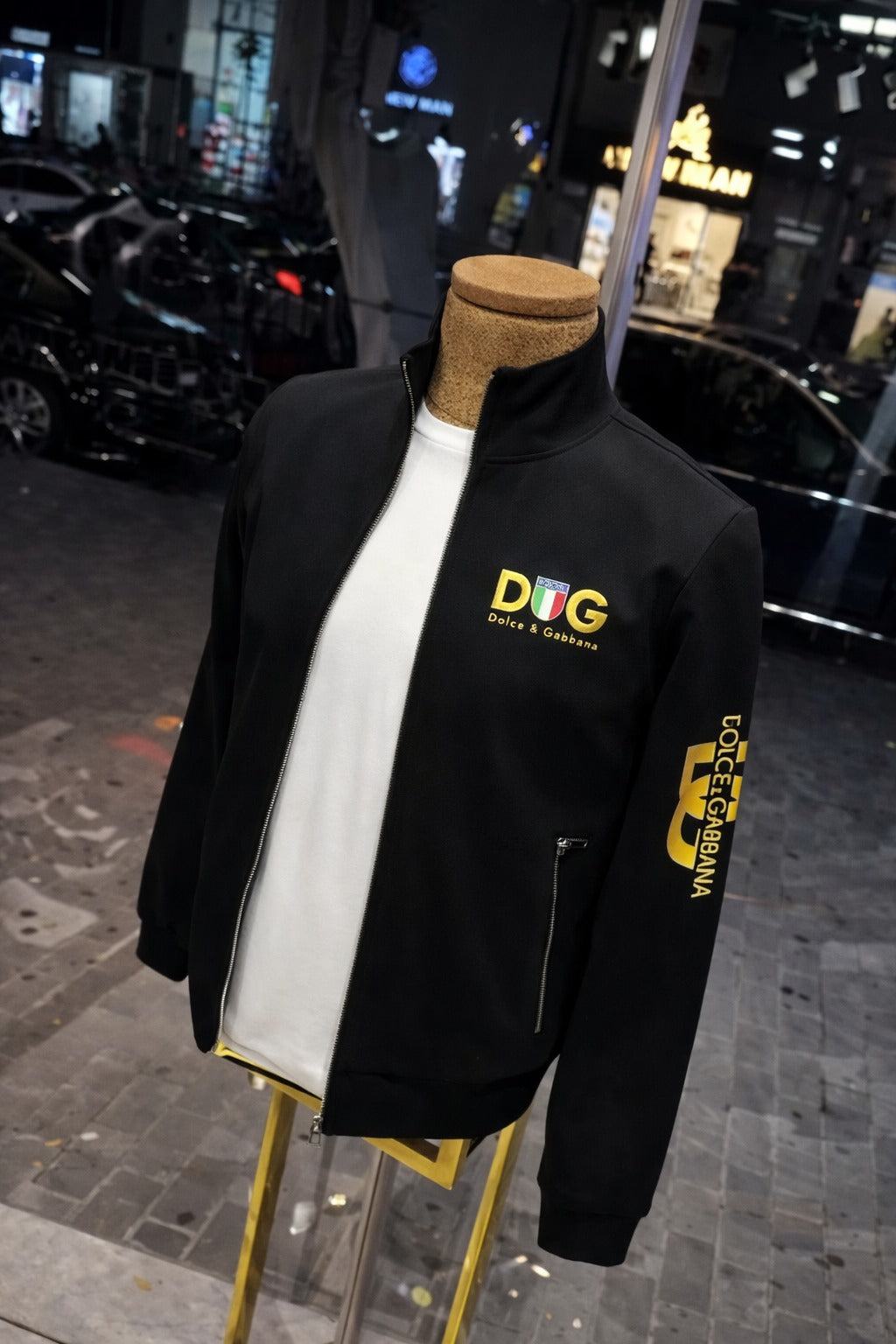 Men’s Premium Zip-Up Tracksuit Set – Modern Casual Wear- (W-17)