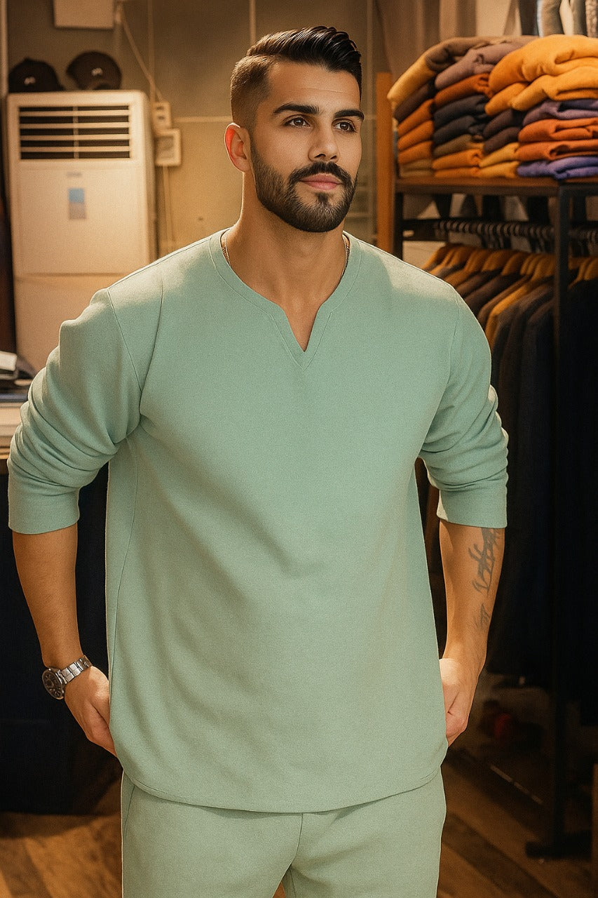 LI-46 NEW WINTER V-NECK TRACKSUIT