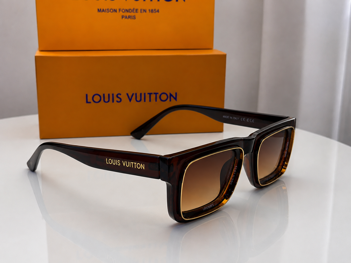 (GS-66) Louis Vuitton Premium Square Gradient Sunglasses | Luxury Unisex UV400 Eyewear