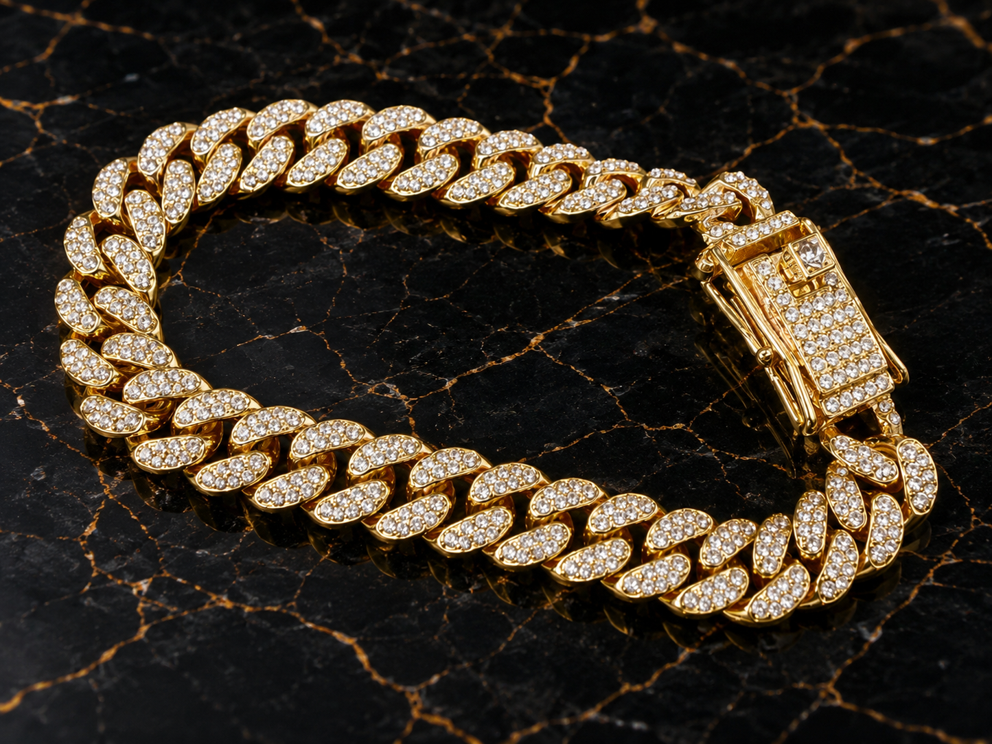 (B-1)  Luxury Iced Cuban Link Gold Bracelet – Premium Diamond-Cut Hip Hop Bracelet for Men