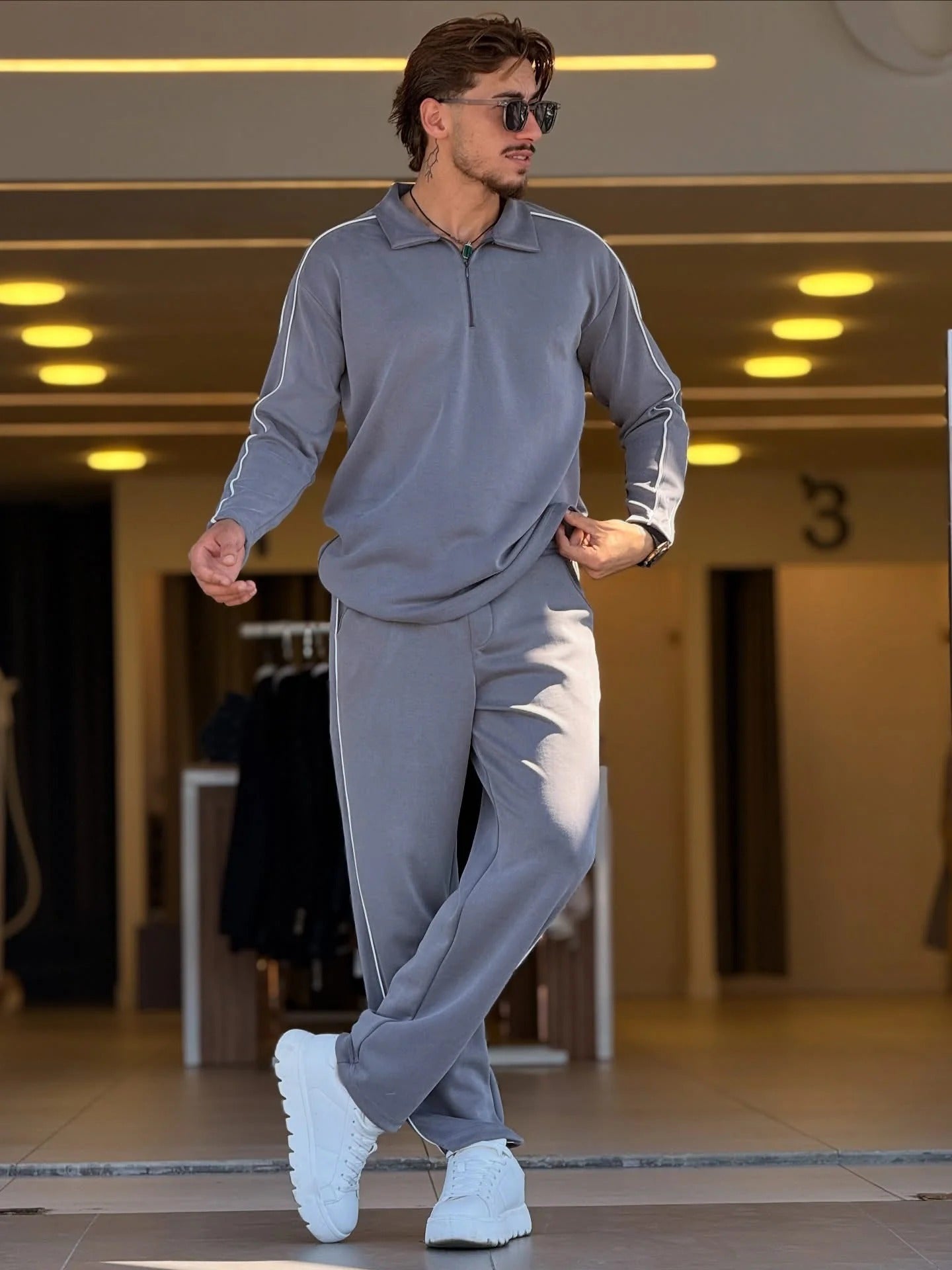 LI-67 NEW WINTER ZIPPER TRACKSUIT
